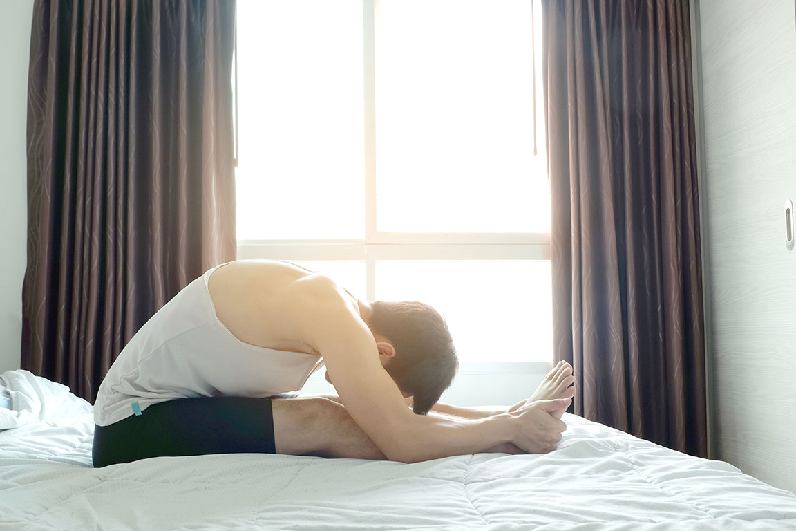 Sich selbst einen blasen: So wird man zum Self-Blowjob-Profi - ErotikBlitz